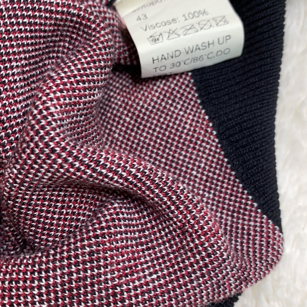 🤩💞 Tommy Hilfiger Sweater Set - Picture 10 of 10